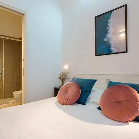 Bed & Breakfast Crossroad Four - Locazione Turistica Cagliari
