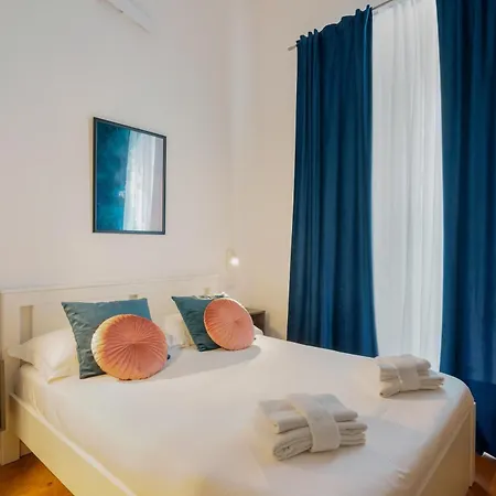 Bed & Breakfast Crossroad Four - Locazione Turistica Cagliari