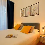 Bed and breakfast Crossroad Four - Locazione Turistica Cagliari